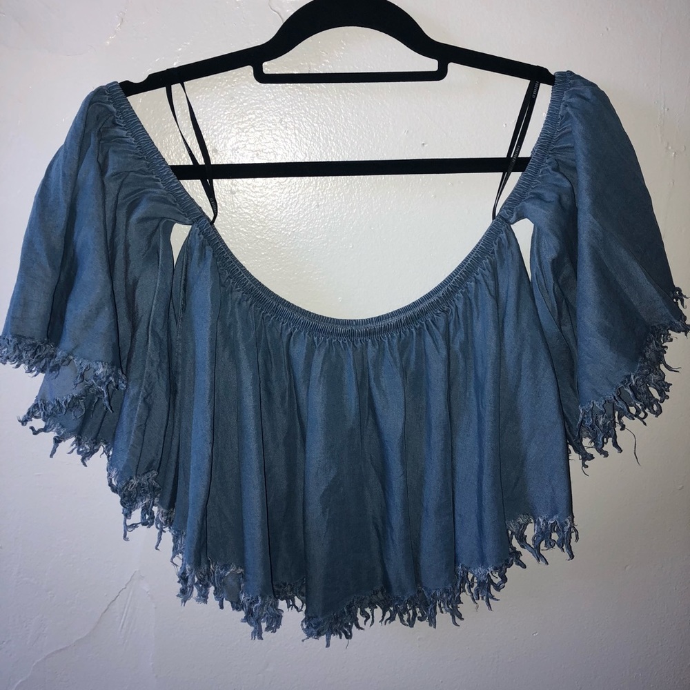 Off-the-shoulder crop top